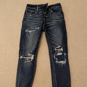 american eagle ripped jeans